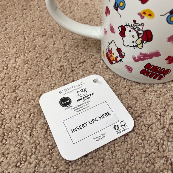 Hello Kitty Heart Emoji Kissing Mice Coffee Tea Mug NEW - Picture 3 of 7